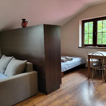 Κατάλυμα σε φάρμα Camper Park